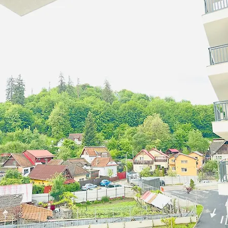 New, Cozy With Mountain View Braşov